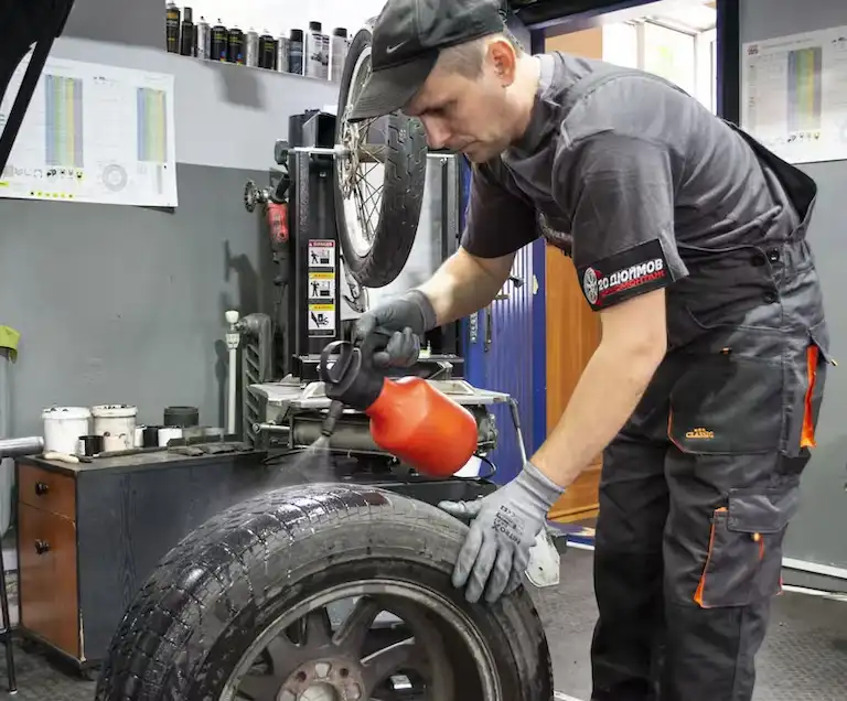 Ремонт шин у Дніпрі - компанія 20 дюймів