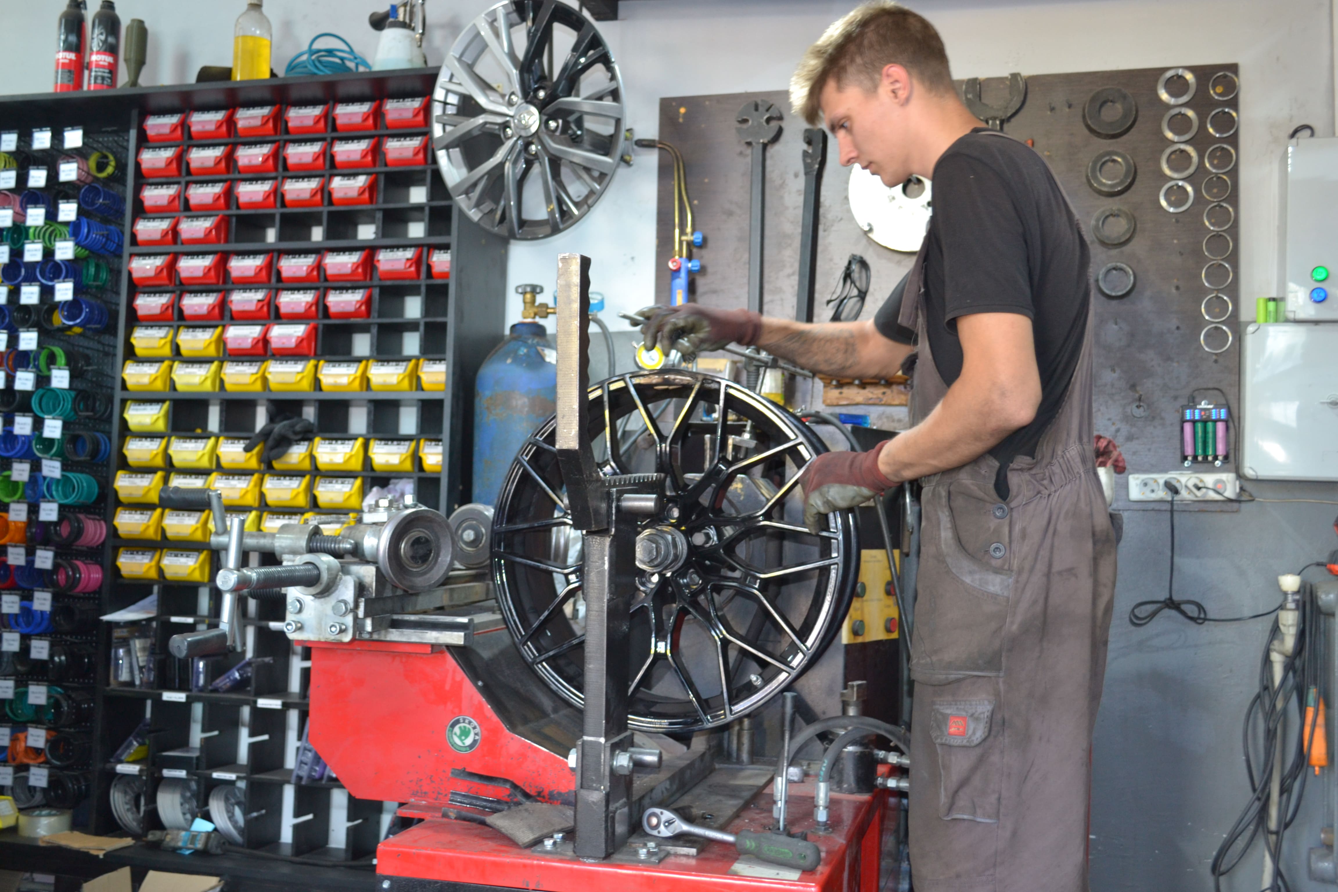 Ремонт легкосплавных дисков