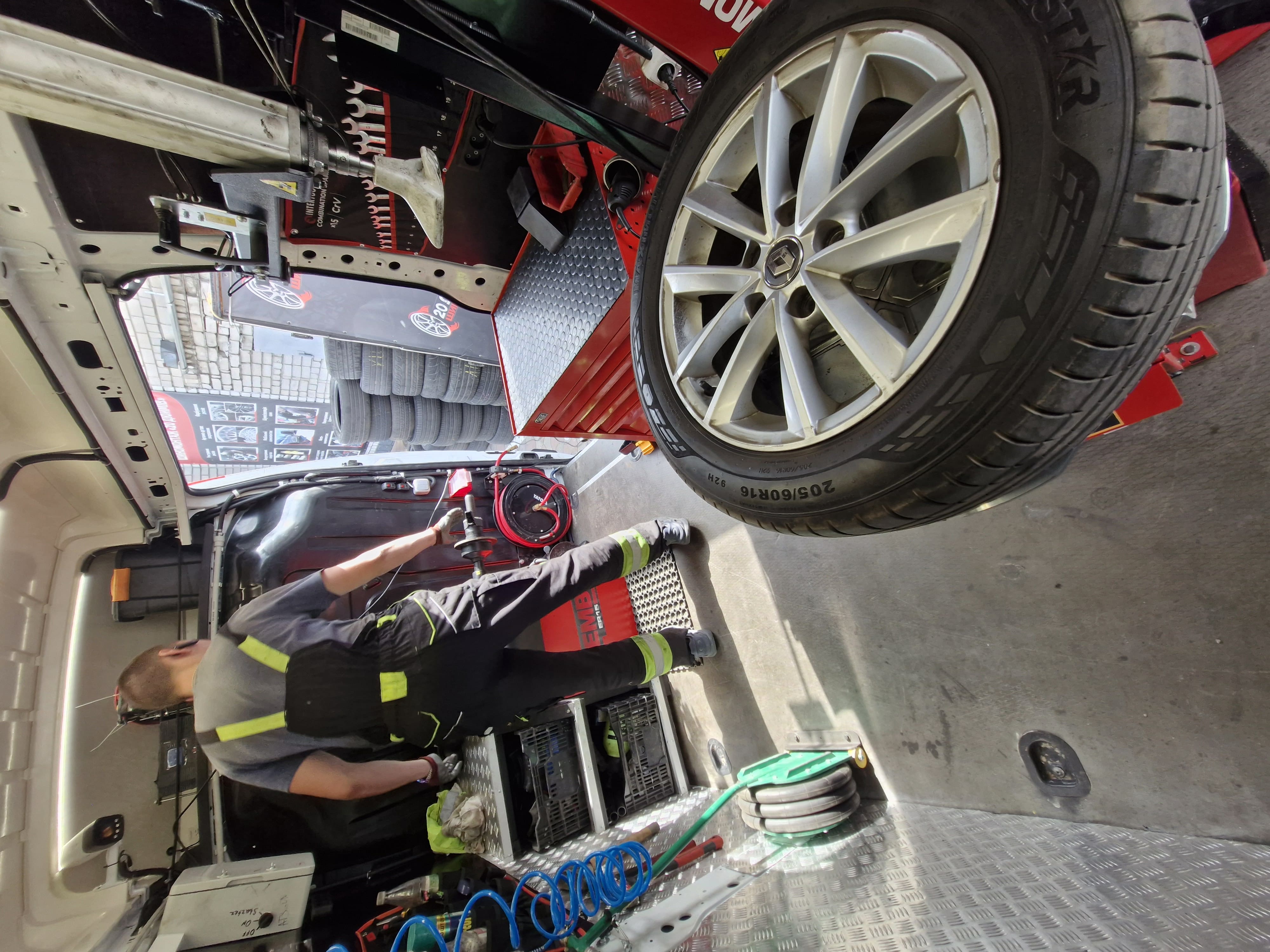 Мобильный шиномонтаж