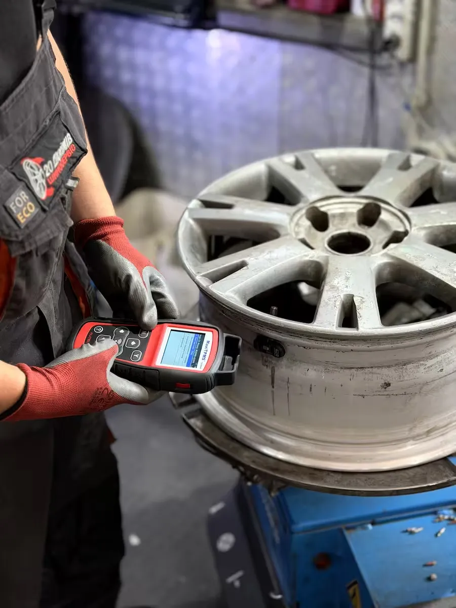 Обслуживание датчика TPMS